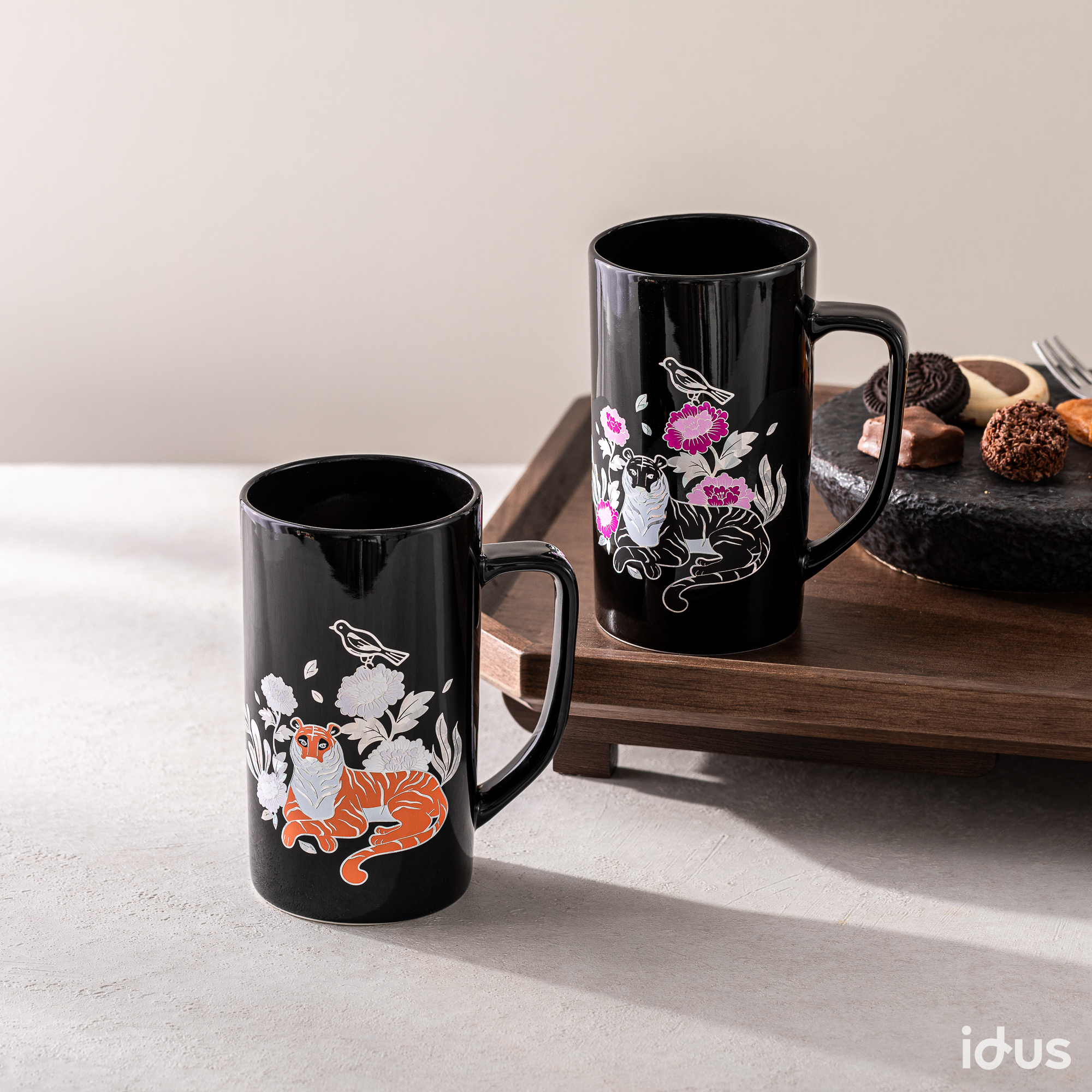 Lucky Magpie & Tiger Magic Color Changing Mother-of-Pearl Mug 500ml 1p