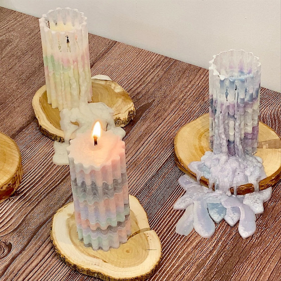 Four Seasons Aurora Candle (Wood Tray Present)