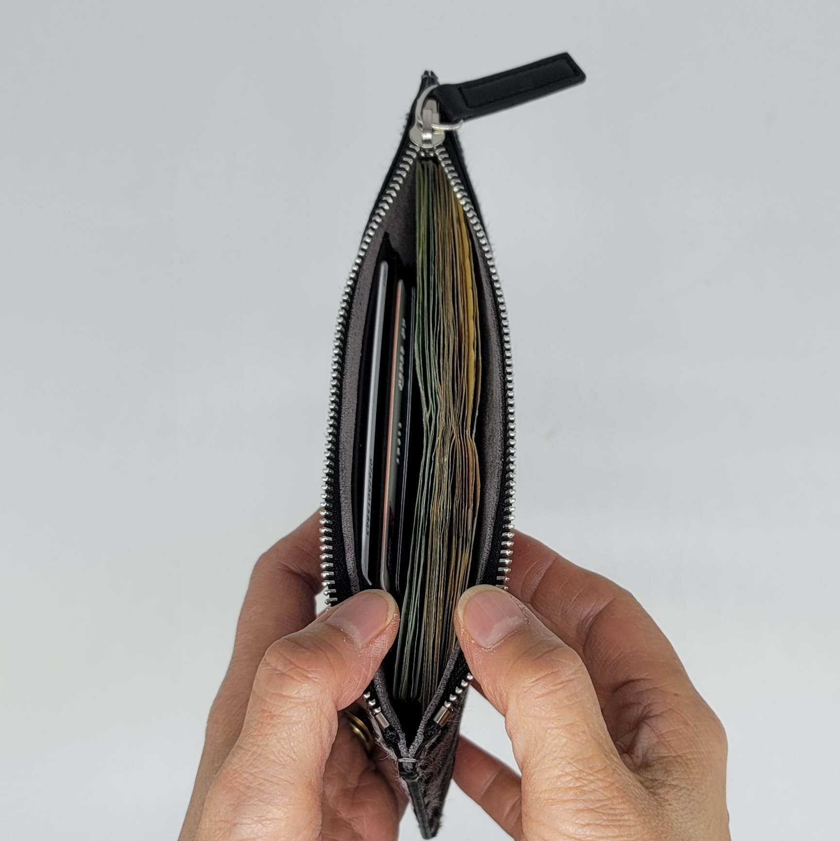 지퍼카드 슬림 장지갑 골프지갑 파이톤 송치 | 아이디어스