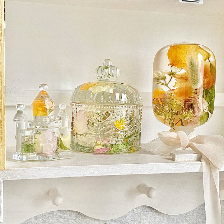 The Pioneer Woman Floral Medley Glass Storage Jars with Metal Rack