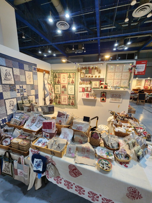 미싱놀이터 [HAHI] | 작가 피드 미싱놀이터 [HAHI]