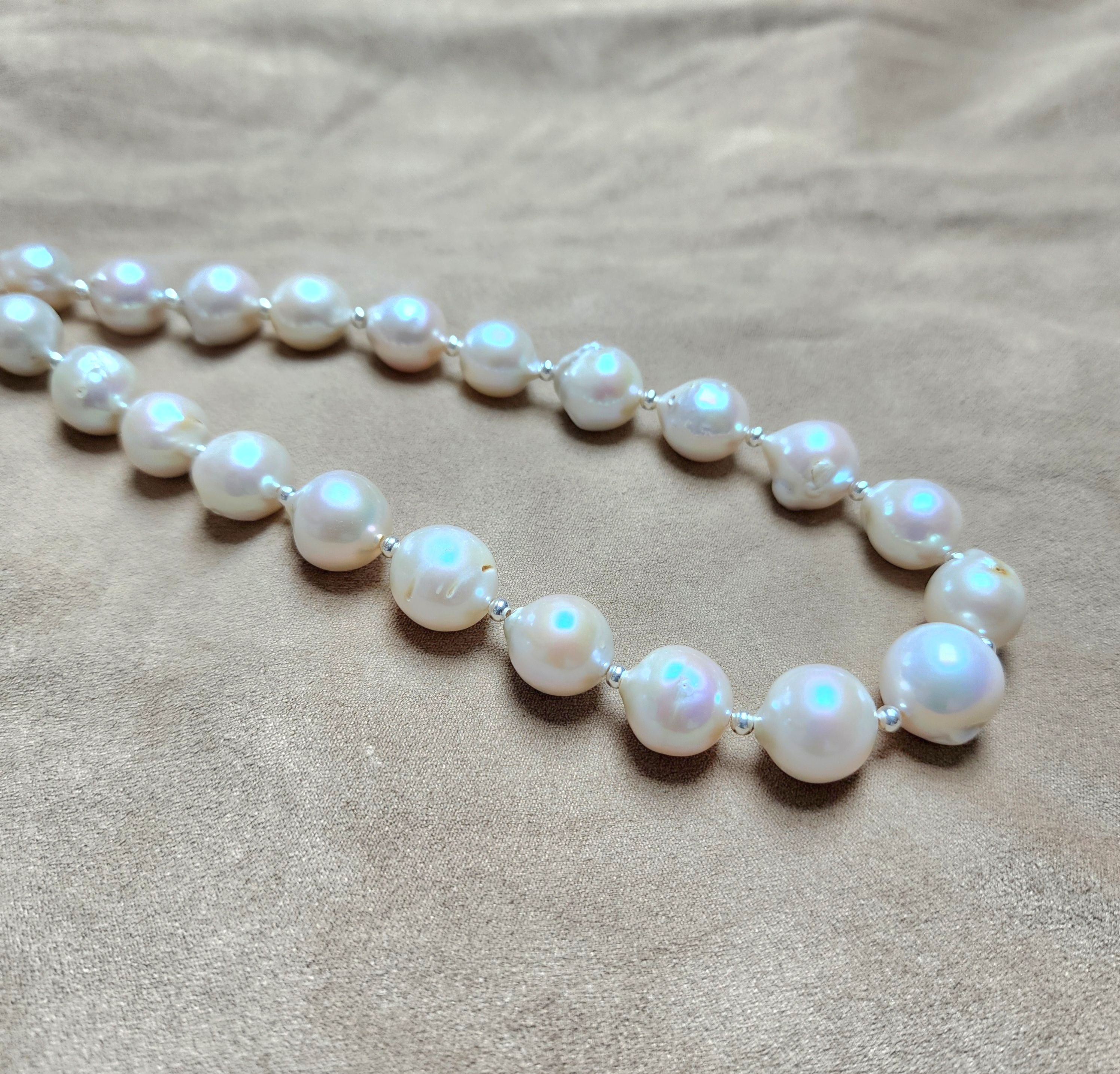 무지갯빛이 도는 바로크 담수 진주 * 925실버 목걸이 | 아이디어스