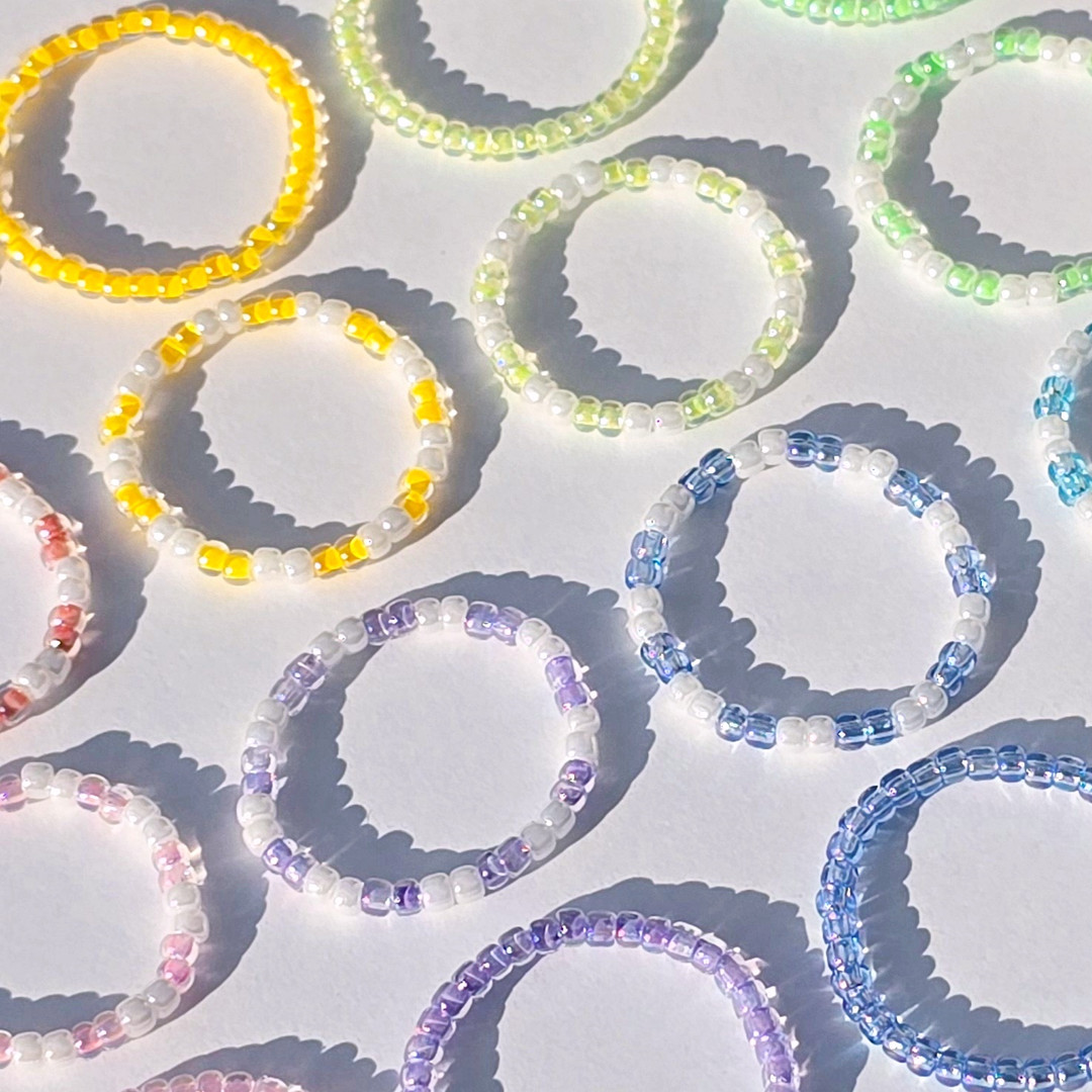 Bead Ring Rave picnic vibe🌸a set of 10 random bead rings | idus