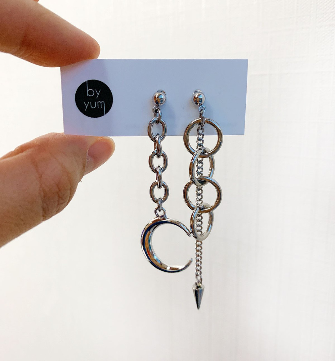 Yugyeom moon store earrings