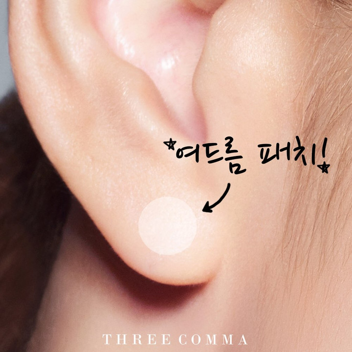 쓰리콤마 | 작가 피드 쓰리콤마
