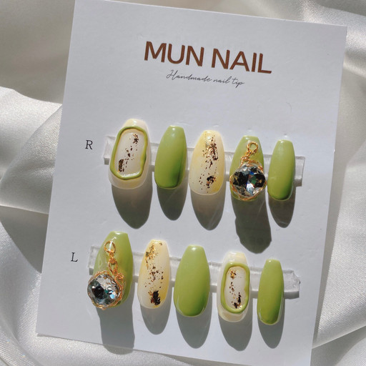 Mun__Nail 문네일 그린티🌱/컬러 변경가능 | 아이디어스 Mun__Nail  문네일 그린티🌱/컬러 변경가능