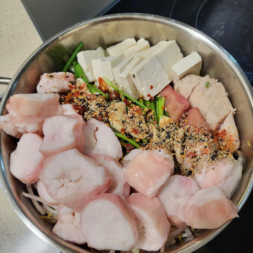 [한우대창🥩]고부시 모츠나베🍲밀키트2인⛺캠핑,홈파티 | 아이디어스 [한우대창🥩]고부시 모츠나베🍲밀키트2인⛺캠핑,홈파티