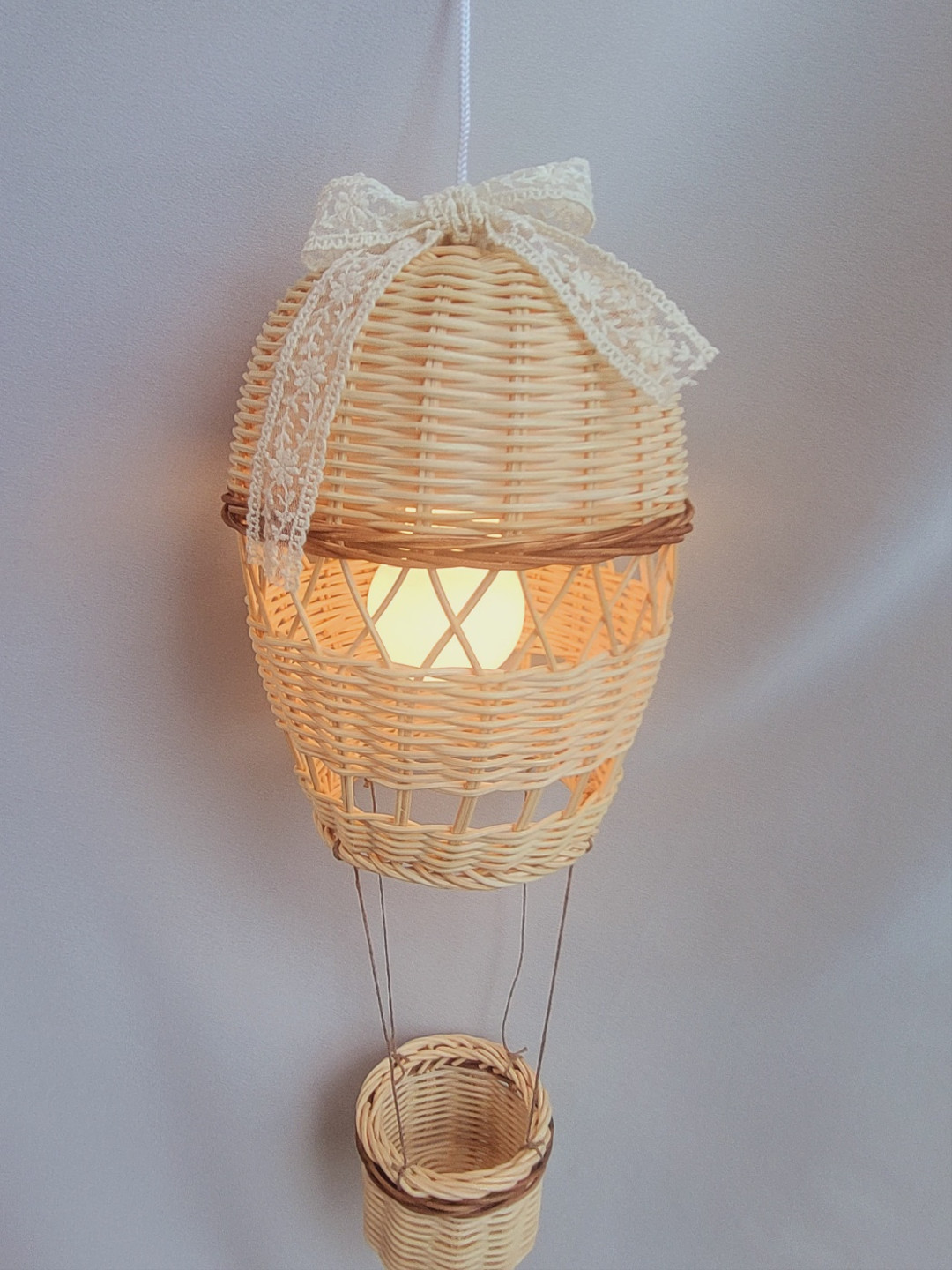 Rattan Hot Air Balloon Lighting