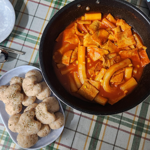 ⭐포장마차떡볶이⭐️매콤쫀득 밀떡볶이2인분 | 아이디어스 ⭐포장마차떡볶이⭐️매콤쫀득 밀떡볶이2인분