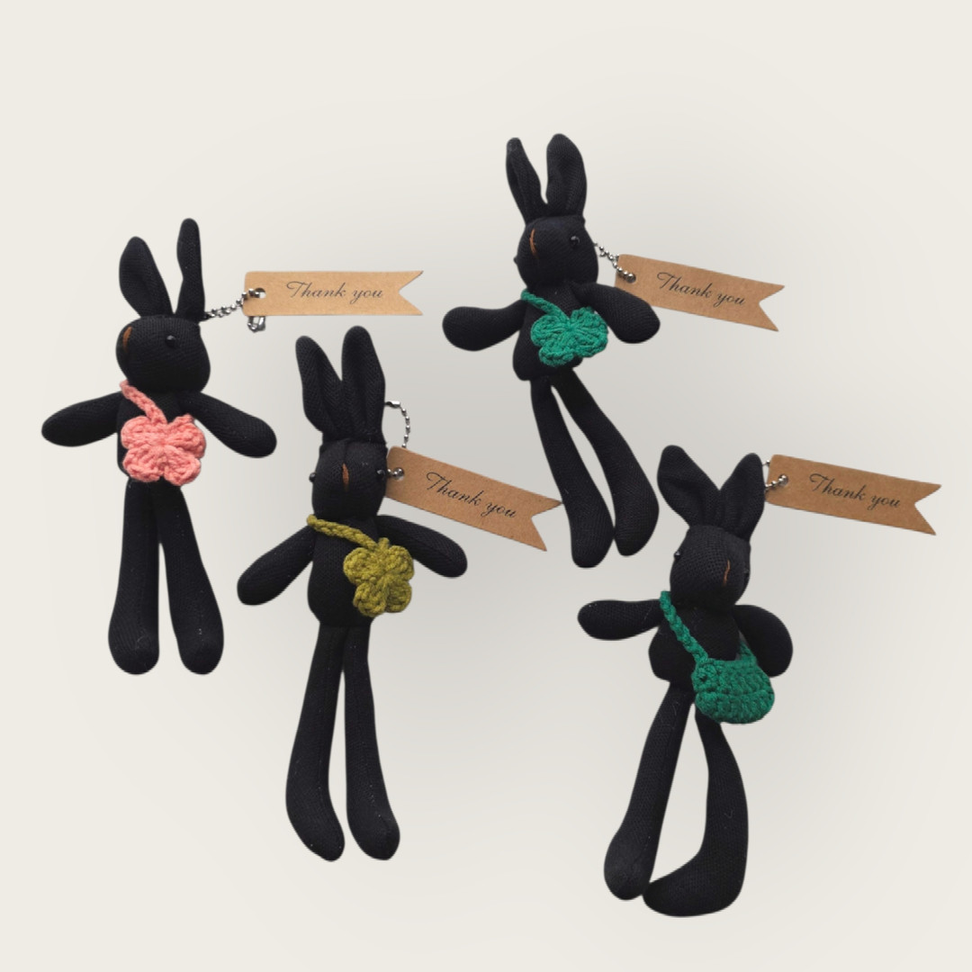 ♥️ Rabbit key ring with clover bag ♥️ | idus