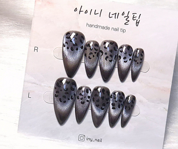 스틸레토 쉐입 입니다