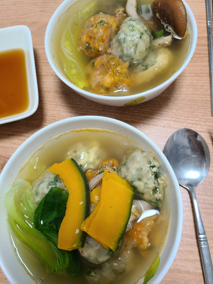 ✔샤브 굴림만두 전골 2700g🌹 만두4종+수제육수 | 아이디어스 - 핸드메이드, 수공예, 수제 먹거리 ✔샤브 굴림만두 전골 2700g🌹 만두4종... 