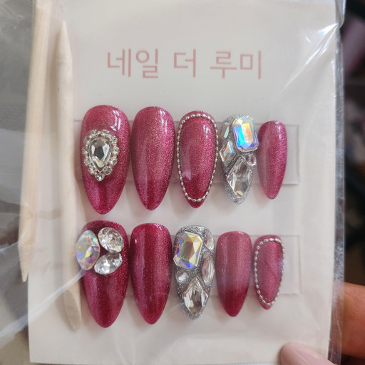 New컬러🌼블링블링 네일🌼수제네일팁🌼 | 아이디어스 New컬러🌼블링블링 네일🌼수제네일팁🌼