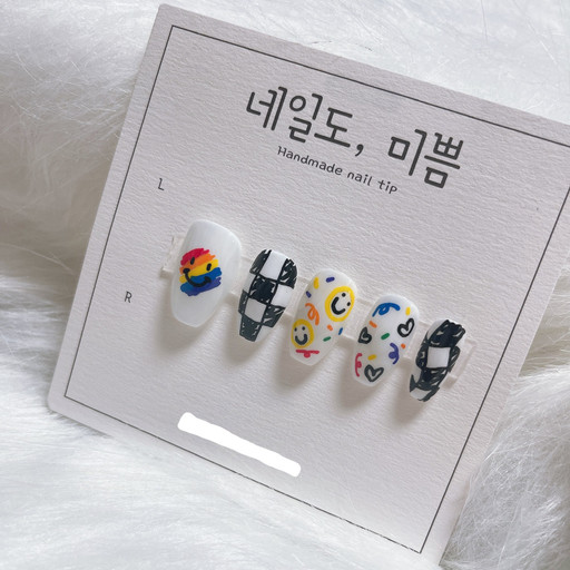 [수제네일팁] 무지개스마일😊 | 아이디어스 [수제네일팁] 무지개스마일😊
