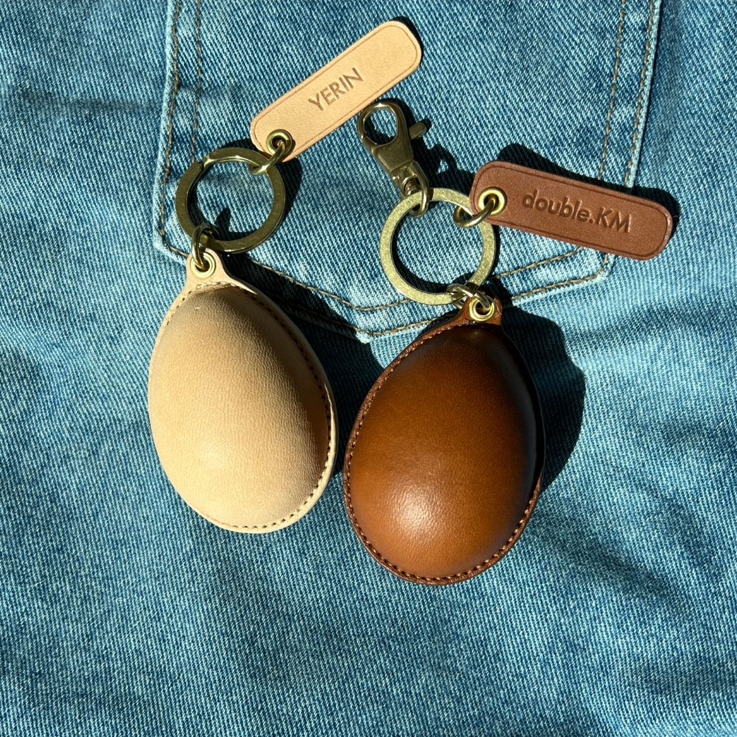 [ABRUZZI] Handmade Leather Egg Keyring Keyholder | idus