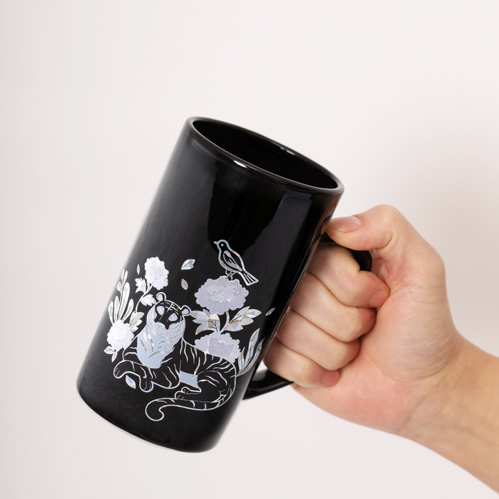 Lucky Magpie & Tiger Magic Color Changing Mother-of-Pearl Mug 500ml 1p