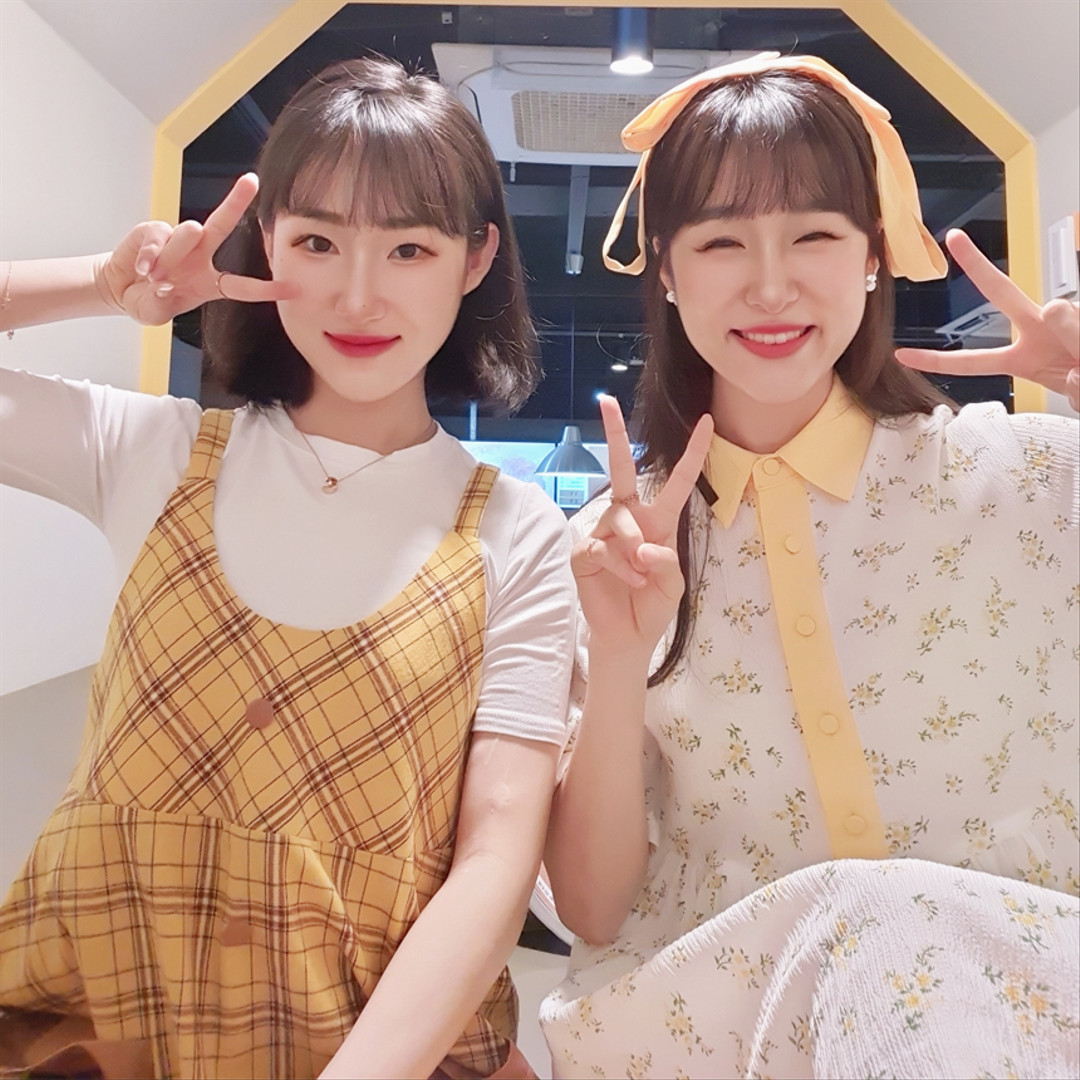 White Yellow Belt Flower Short Sleeve Dress One piece Korea Fashion white-yellow-belt-flower-short-sleeve-dress-one-piece-korea-fashion