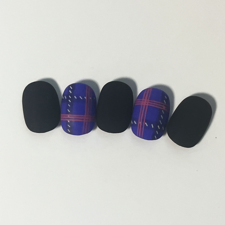 무광 (유광으로 변경 가능)