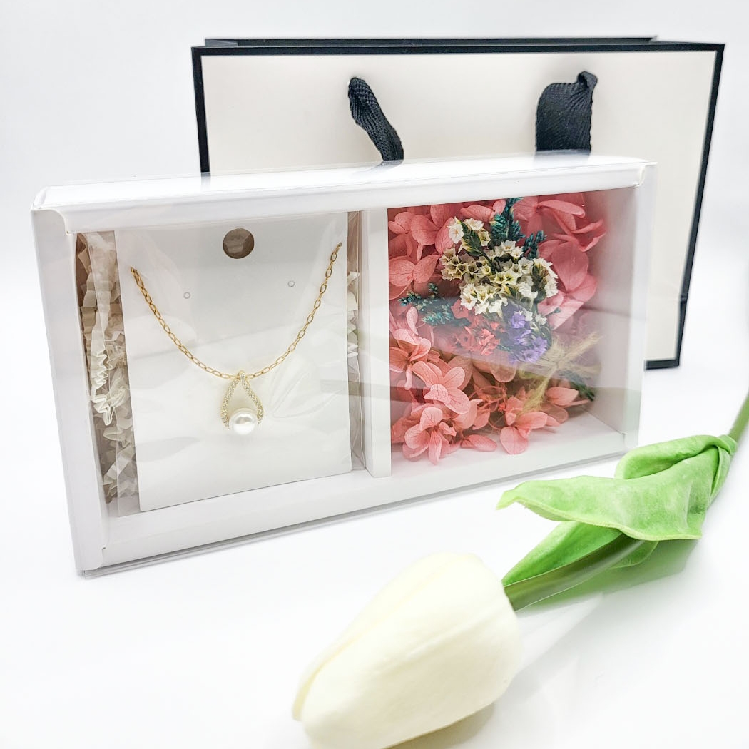 나비 Y드롭 롱목걸이 | 아이디어스