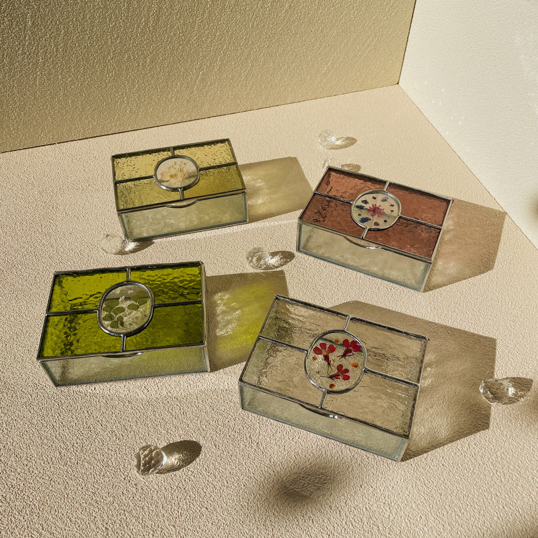 Pressed Flower Glass Jewelry Box