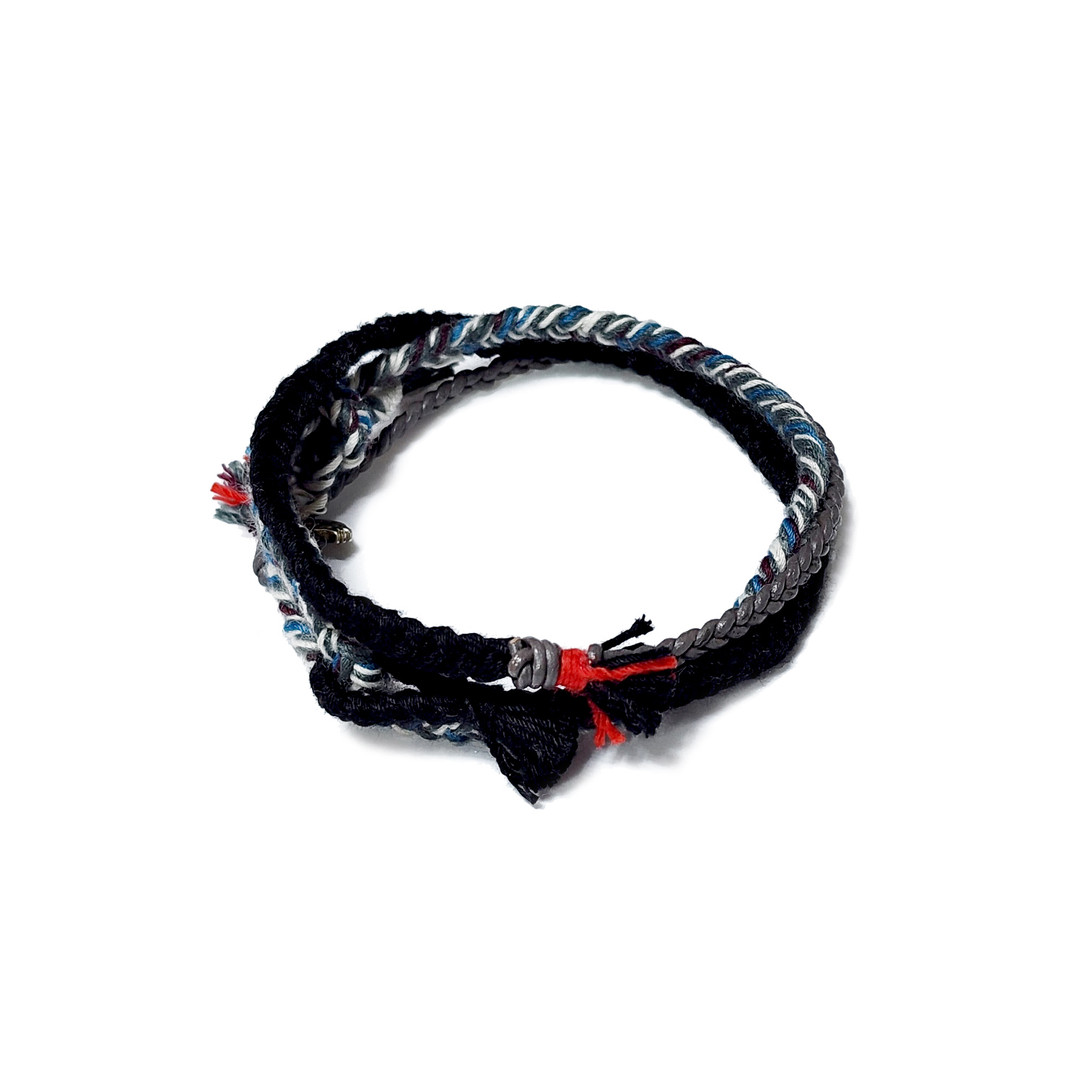 3MIX.61 / handmade thread wish bracelet | idus