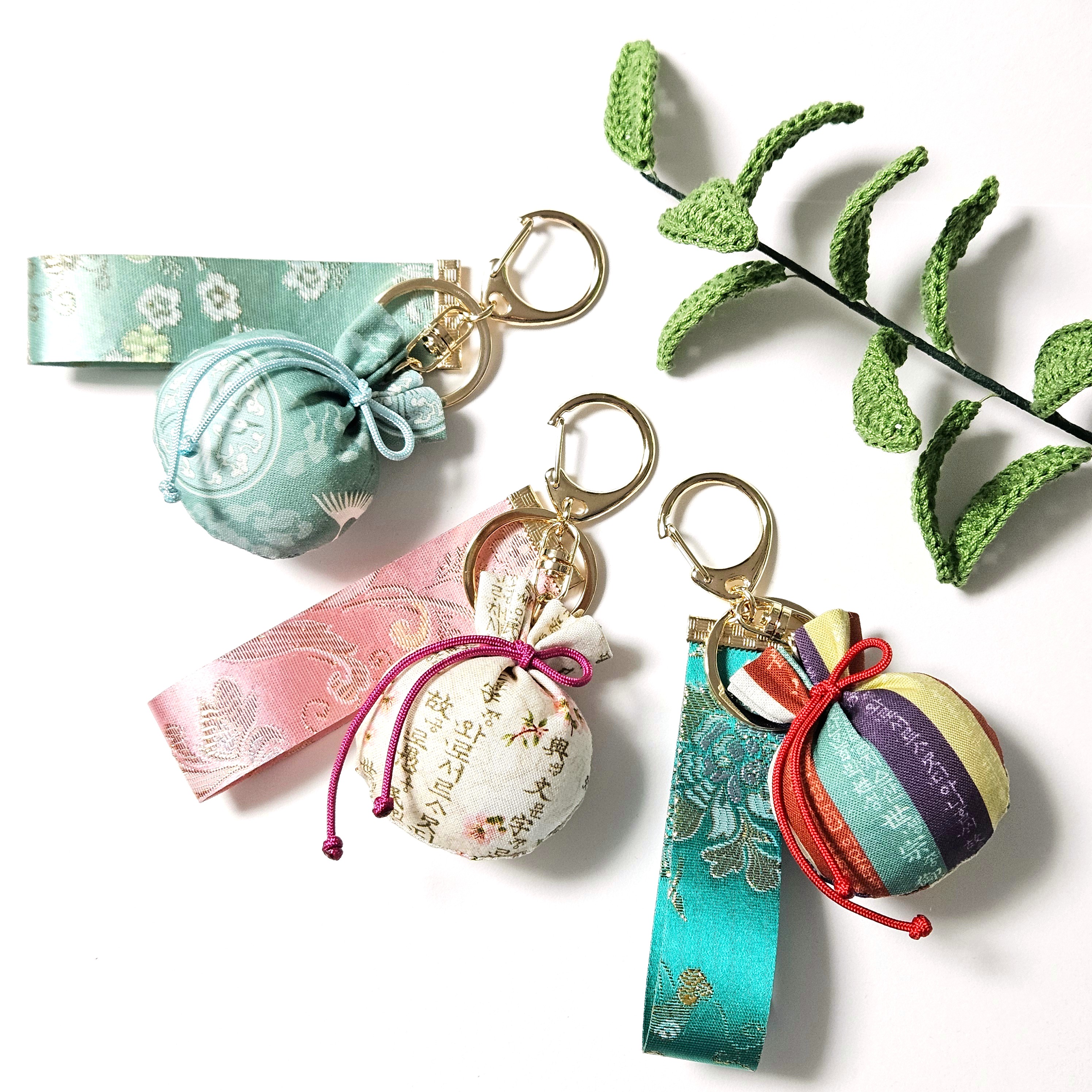 Traditional Lucky Pouch Handmade Keyring 1pc