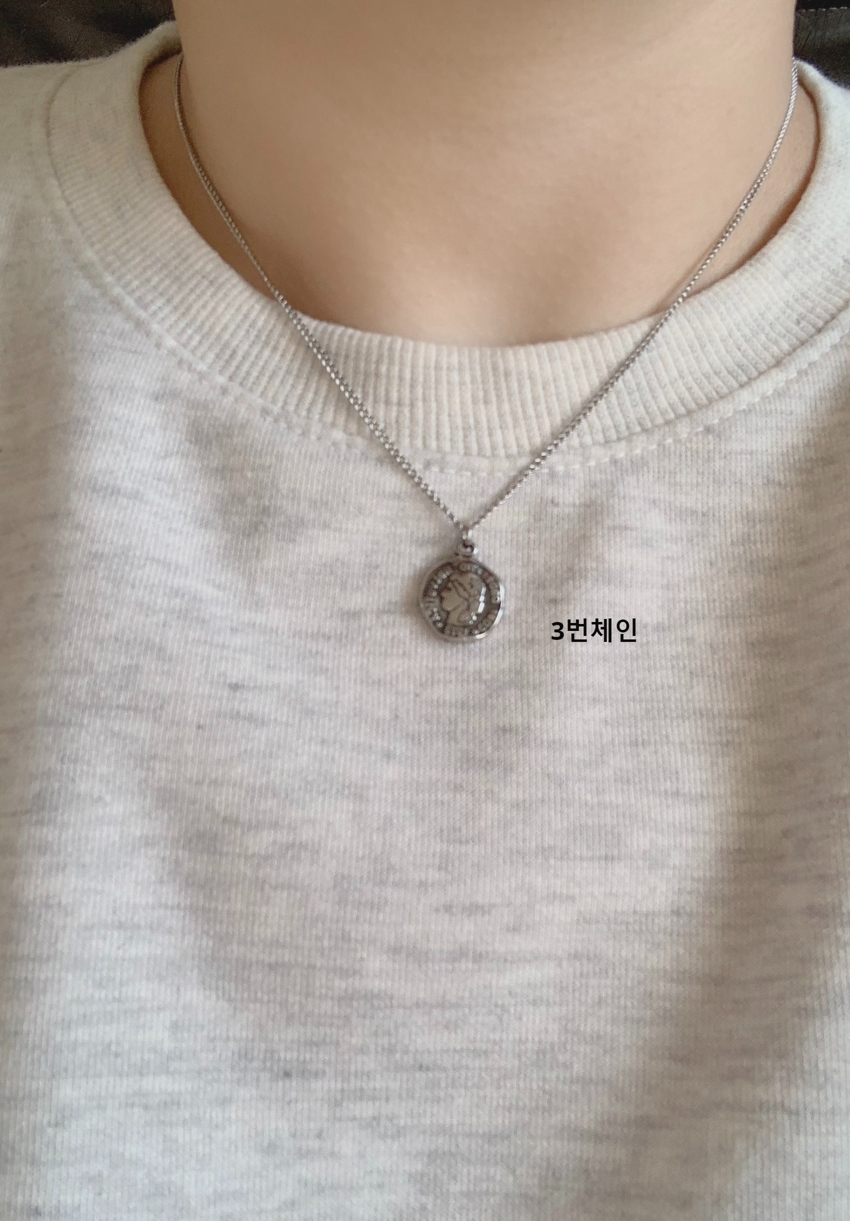 써지컬] 쭈글코인목걸이 | 아이디어스