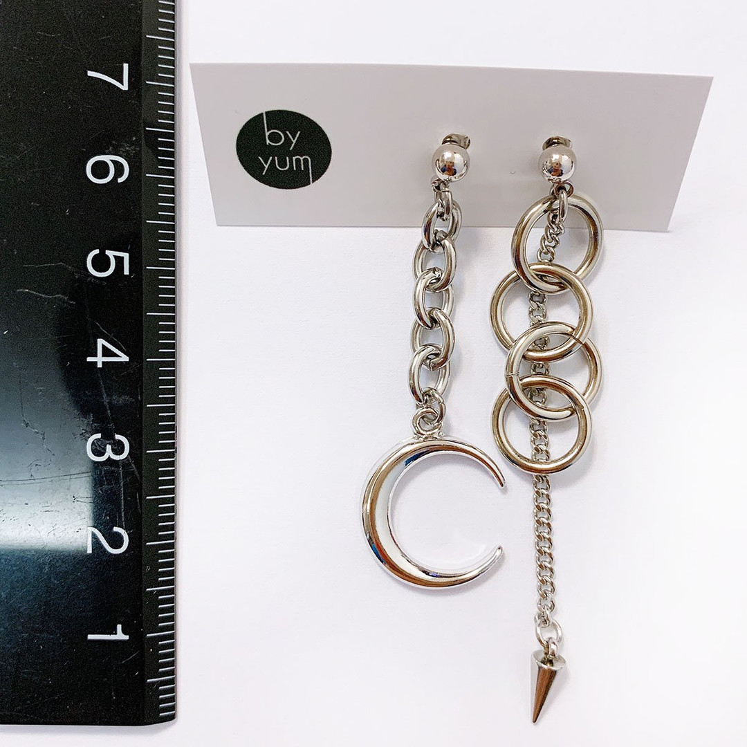 Yugyeom hot sale moon earrings