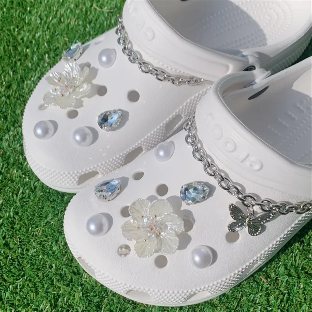 (12pcs) Pearl Flower Jibbitz / Butterfly Croc Chain Charms